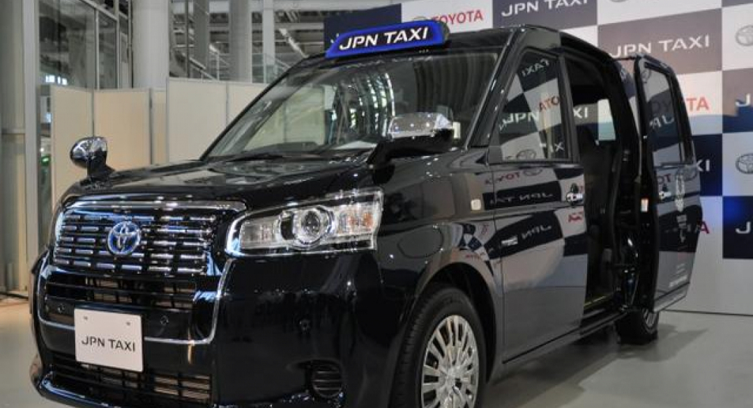 奔馳東京街頭的日本藍 豐田推新款計程車「JPN TAXI」：朝日新聞中文網